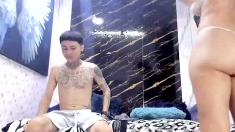 exotichot_couple online show from July 2, 9:43 pm