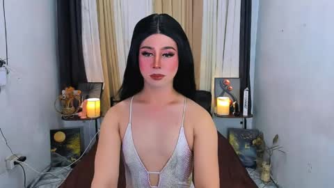 Snapshot of expensive_elise chatting on May 24, 4:23 pm expensive_elise online show from May 24, 4:23 pm