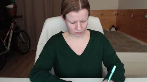 Crystal online show from December 3, 11:57 pm