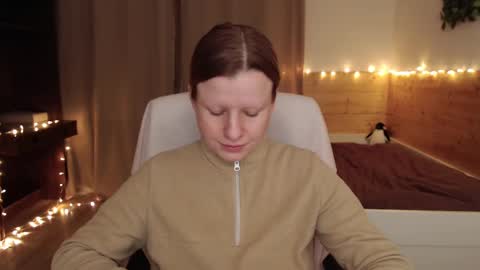 Crystal online show from March 11, 6:41 pm