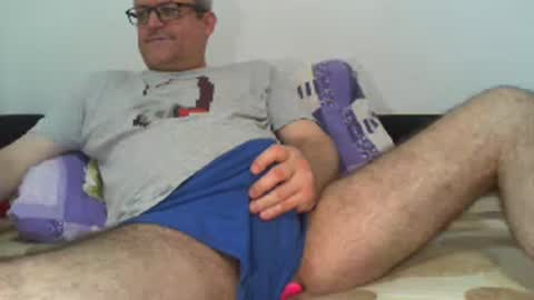 Snapshot of eyes12 chatting on July 5, 5:42 pm GEORGE online show from July 5, 5:42 pm