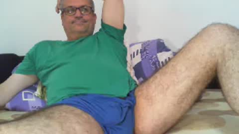 Snapshot of eyes12 chatting on July 15, 12:10 pm GEORGE online show from July 15, 12:10 pm