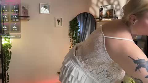 eyes_are_higher16333 online show from March 28, 12:16 pm