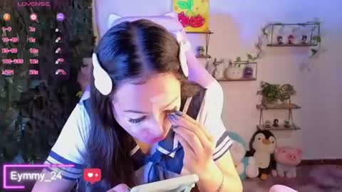 Snapshot of eymmy_24 chatting on June 17, 1:41 am eymmy_24 online show from June 17, 1:41 am