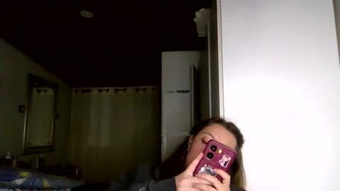 Aimee online show from April 1, 5:08 am