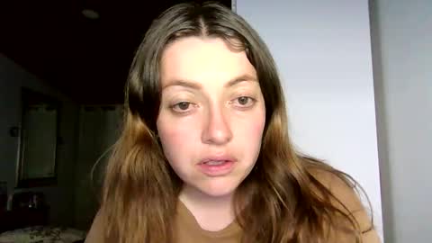 Aimee online show from April 21, 2:51 am