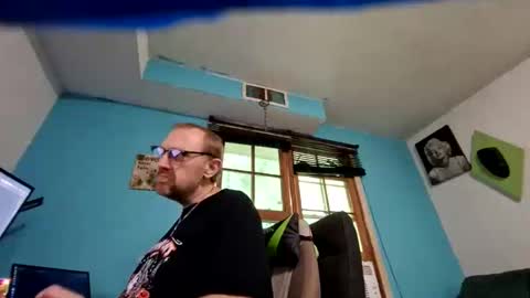 Ez Rider online show from April 27, 10:08 pm