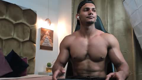 Snapshot of fabiorissi chatting on November 28, 8:22 pm FABIO online show from November 28, 8:22 pm