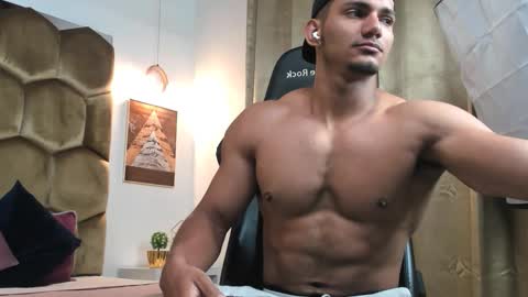 Snapshot of fabiorissi chatting on November 29, 11:24 am FABIO online show from November 29, 11:24 am