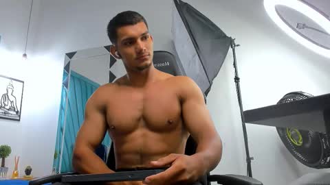 Snapshot of fabiorissi chatting on January 10, 1:24 pm FABIO online show from January 10, 1:24 pm