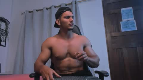 Snapshot of fabiorissi chatting on January 14, 11:53 pm FABIO online show from January 14, 11:53 pm