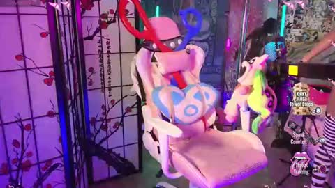 Snapshot of faethedoll chatting on July 6, 10:45 am Fae and Cheta online show from July 6, 10:45 am