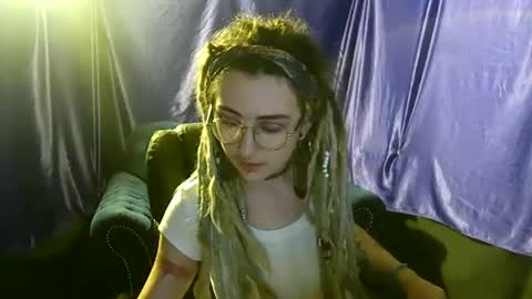 Fae online show from November 8, 10:48 am