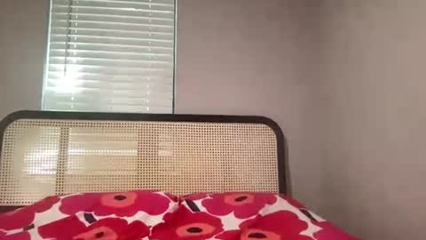 Fae online show from August 7, 5:26 pm