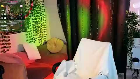 Snapshot of fairy_tara chatting on June 14, 10:12 pm Tara online show from June 14, 10:12 pm