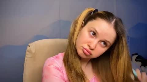 Ilona online show from February 17, 10:34 am