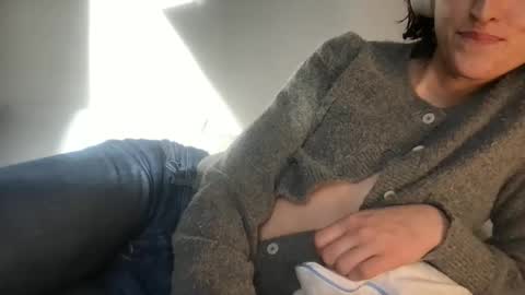 Snapshot of fakenshitsis chatting on December 20, 7:32 pm Haydee online show from December 20, 7:32 pm