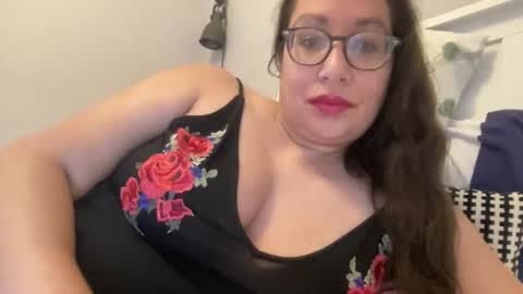 Snapshot of farahday chatting on September 25, 9:46 am Farah online show from September 25, 9:46 am