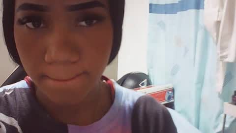 farianna_hot online show from May 24, 9:42 pm