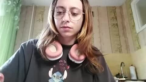 Jenny online show from May 24, 9:14 am