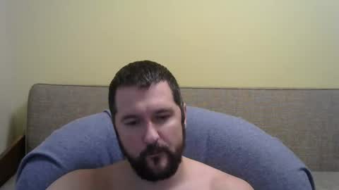 Snapshot of feb82 chatting on January 9, 9:34 am feb82 online show from January 9, 9:34 am