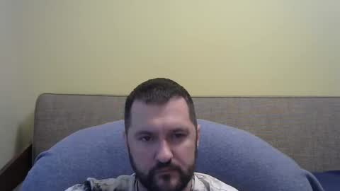 Snapshot of feb82 chatting on February 19, 12:01 pm feb82 online show from February 19, 12:01 pm