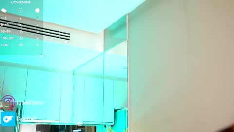 feeelitann online show from April 18, 4:22 pm