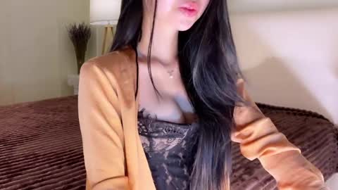 Snapshot of feel_me_00 chatting on February 28, 11:06 pm feel_me_00 online show from February 28, 11:06 pm