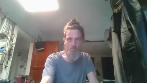 Snapshot of feelfemdom chatting on September 10, 11:21 am feelfemdom online show from September 10, 11:21 am