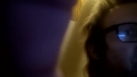 Snapshot of feelinfreeky chatting on February 16, 7:48 am I love to do C2C online show from February 16, 7:48 am