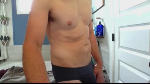 Snapshot of feelnswell424 chatting on November 2, 7:05 pm Nick online show from November 2, 7:05 pm