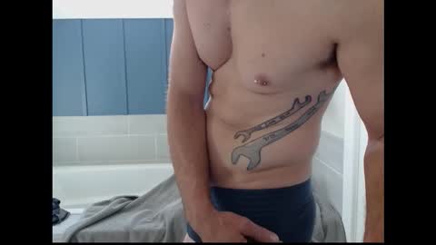 Snapshot of feelnswell424 chatting on November 8, 8:07 pm Nick online show from November 8, 8:07 pm