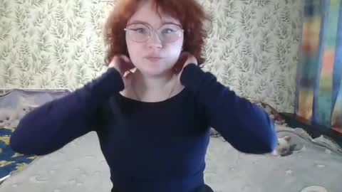 felicity_play online show from April 30, 6:09 am