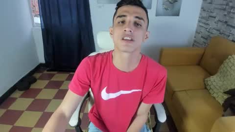 felipe colinss online show from April 13, 12:32 pm