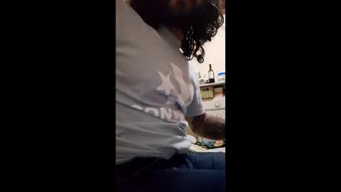 Snapshot of felipebh385495 chatting on June 8, 3:18 am felipebh385495 online show from June 8, 3:18 am