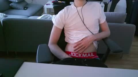 felixsagg online show from June 27, 4:34 pm
