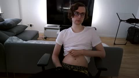 felixsagg online show from August 7, 11:34 am