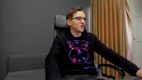 FelixStark online show from March 9, 5:44 am