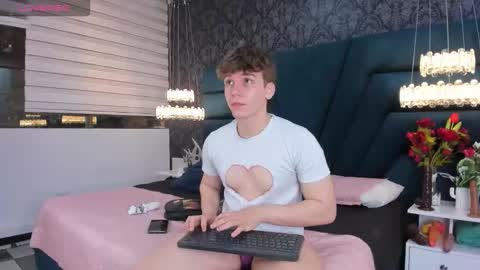 Femboy Max online show from February 20, 11:32 am