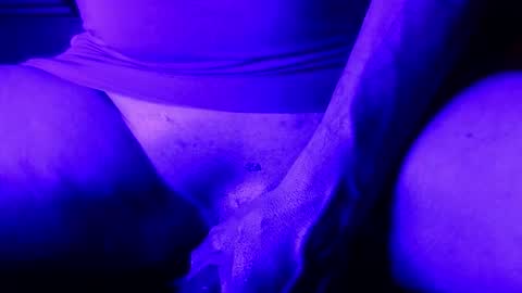 Snapshot of femme_mystique chatting on March 14, 8:14 pm femme_mystique online show from March 14, 8:14 pm