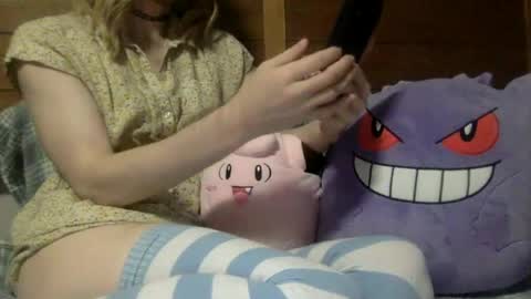 fenn88_ online show from July 14, 3:22 am