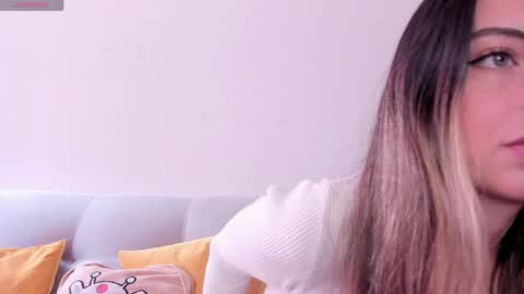 Snapshot of fernanda_aaa chatting on June 8, 3:23 pm fernanda online show from June 8, 3:23 pm