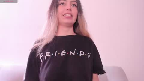 Snapshot of fernanda_aaa chatting on July 2, 3:51 pm fernanda online show from July 2, 3:51 pm