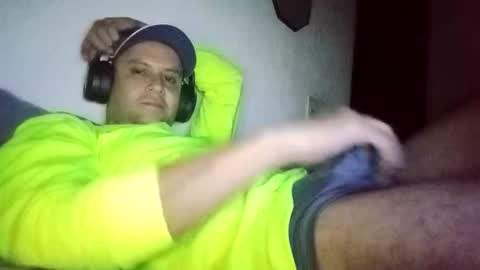 fernandogdl2020 online show from February 22, 10:58 am