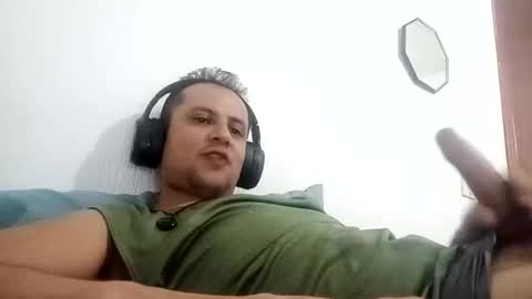 fernandogdl2020 online show from February 23, 4:43 am