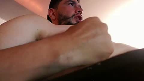 Snapshot of fernandoquindiano chatting on April 25, 5:54 am Samuel online show from April 25, 5:54 am