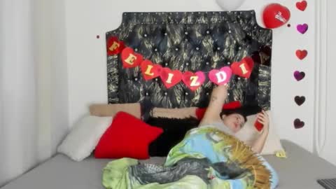 Fetishgirlsxxx online show from February 17, 12:01 pm