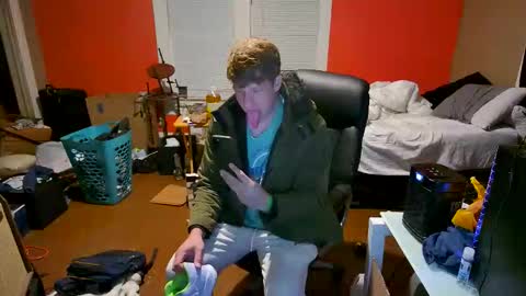 fetishking6 online show from December 3, 11:47 pm