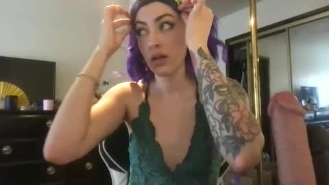 fgsammie online show from January 31, 10:30 pm