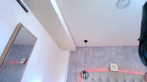   online show from September 13, 12:05 pm